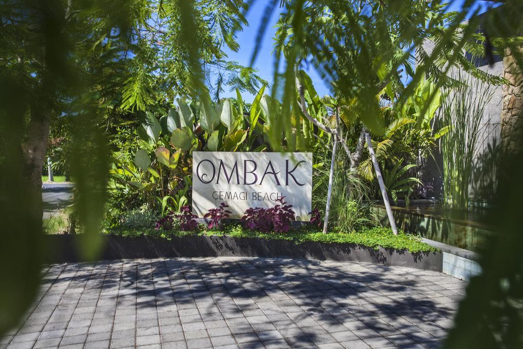 Ombak Villa Cemagi Tanah Lot Buitenkant foto